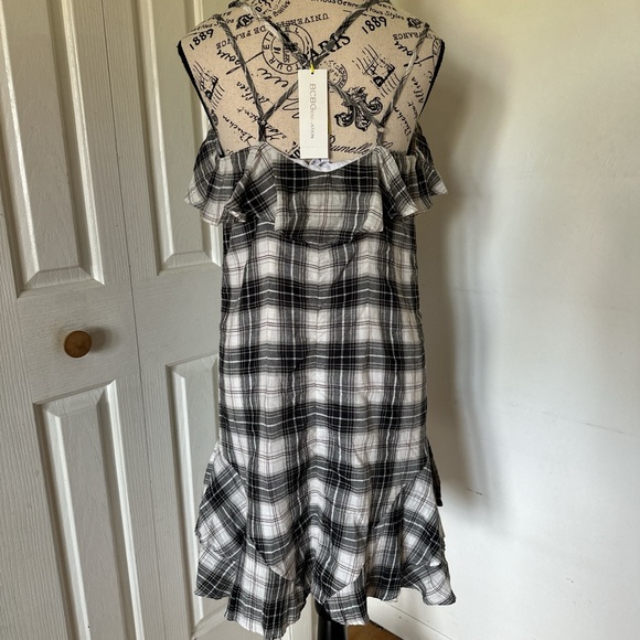 Oversized Plaid Dress - Picture 4 of 5